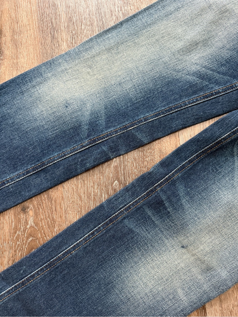 Vintage Y2K Gucci Blue Washed Slim Straight Jeans - Picture 9 of 9